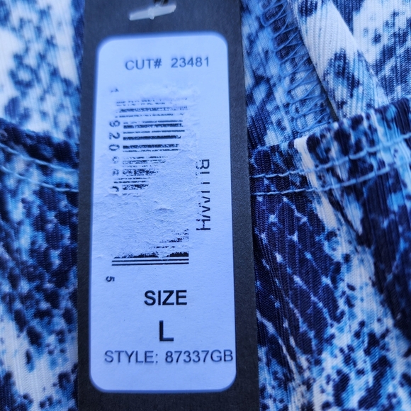 NWT TIANA B Gorgeous Blue White Snake Skin Shift Dress Short Sleeve Stretch Sz L - Picture 9 of 15